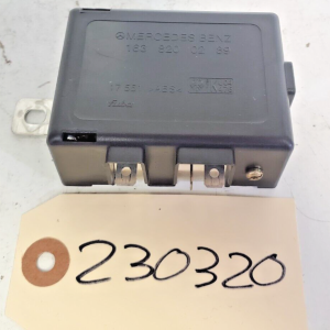 OEM 1998 - 2005 MERCEDES BENZ ML CLASS W163 TAILGATE NAVIGATION ANTENNA REAR