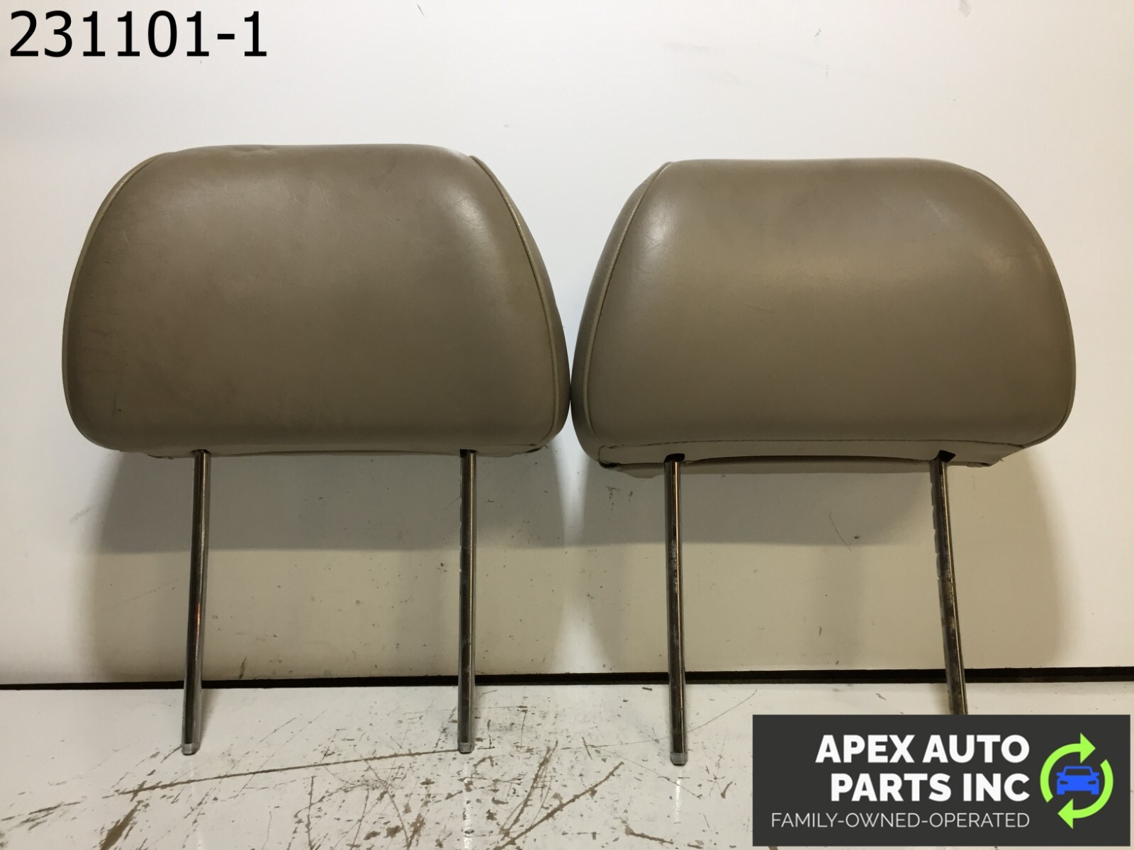 OEM 1999 Acura RL Front Head Rest Leather Set of 2