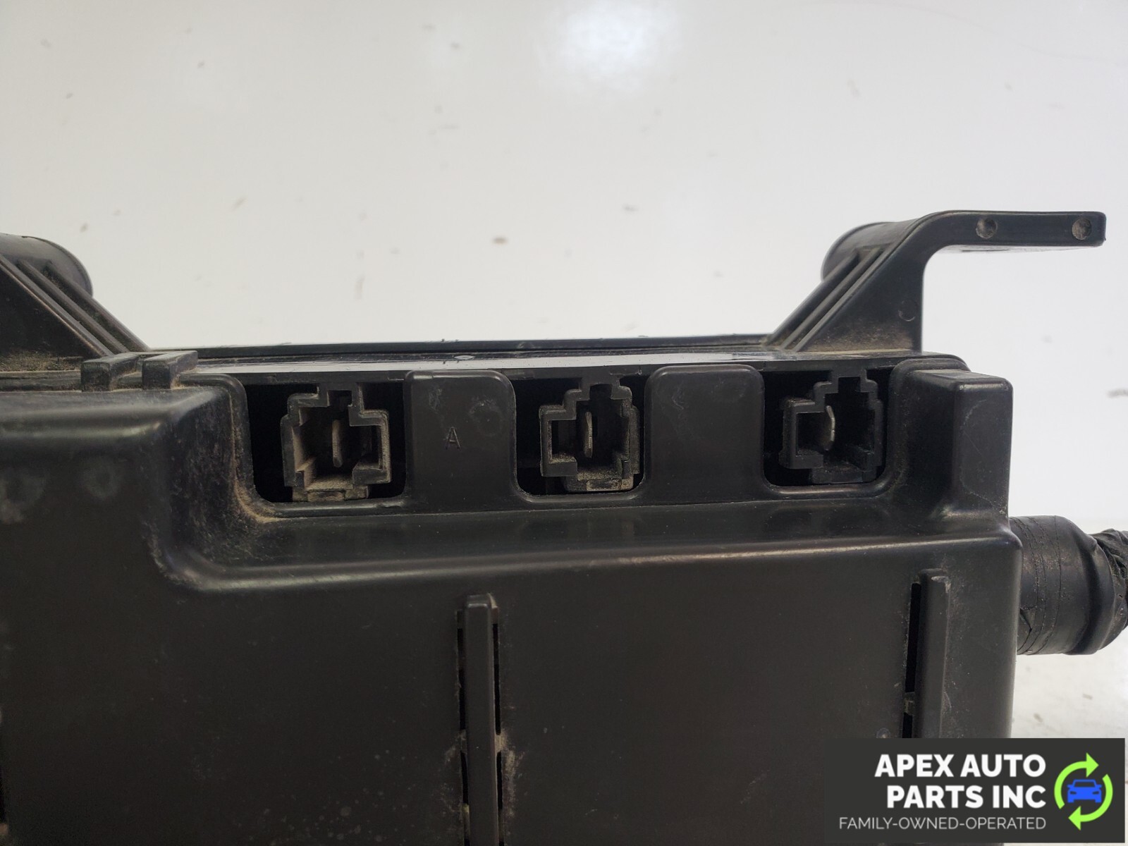 OEM 2003 04 05 2006 Kia Sorento Fuse Box Relay Module 91160-3E000 - Image 7