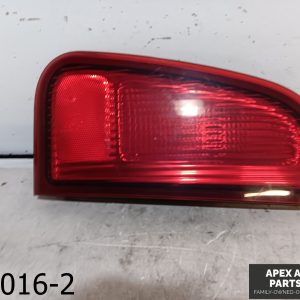 OEM 2003-2006 Lincoln Navigator 5.4L Right Passenger RH Inner Tail Light