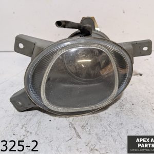 OEM 2004-2007 Volvo V70 2.5L Right Fog Light Assembly