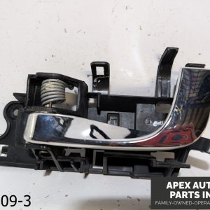 OEM 2004-2009 Cadillac SRX 4.6L Front Left Driver Side Interior Door Handle Assy
