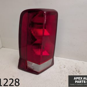 OEM 2004 Cadillac Escalade 6.0L SUV Tail Light Driver Left Side