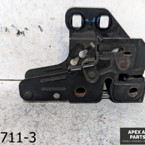 OEM 2005-2008 Audi A6 Avant 3.1L  Bonnet Engine Hood Lower Lock Catch