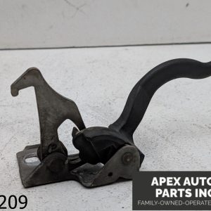 OEM 2005 BMW X5 3.0L HOOD LOCK CATCH PLATE LATCH