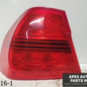 OEM 2006-2008 BMW 325i 3.0L Left Driver Side Quarter Panel Tail Light Lamp
