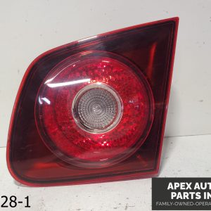 OEM 2006-2010 Volkswagen Jetta 2.5L Passenger Tail Light Sedan