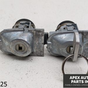 OEM 2006-2010 Volvo C70 2.5L Driver's Handle Lock Barrel Set / Key