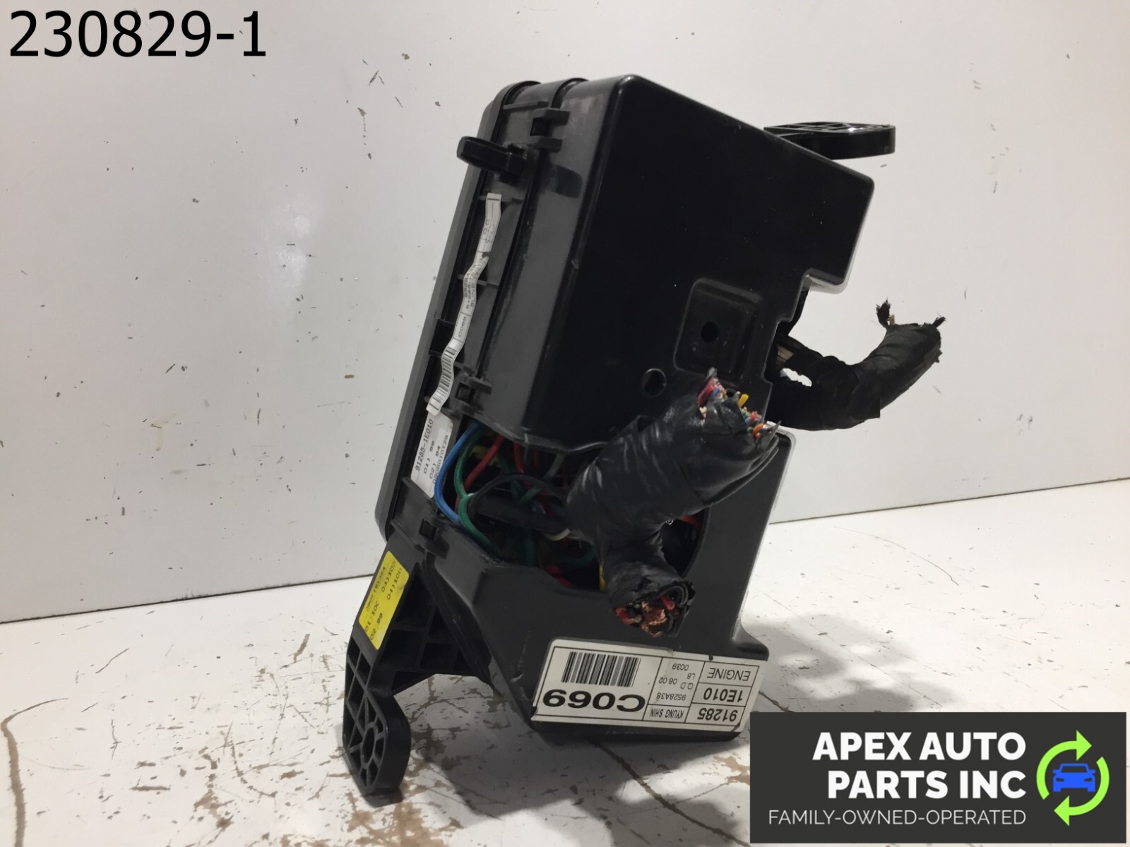 OEM 2006-2011 Hyundai Accent Fusebox Fuse Box Relay Module - Image 6