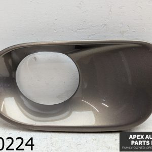 OEM 2006 BMW X5 3.0L FOG LIGHT TRIM BEZEL FRONT BUMPER LEFT DRIVER SIDE