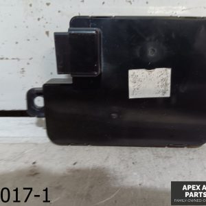 OEM 2007-2009 Hyundai Entourage 3.8L Dash/Interior/Seat Switch 431989