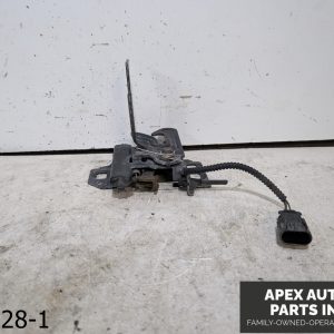 OEM 2007 Chevrolet Suburban 5.3L HOOD LATCH