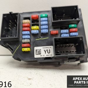 OEM 2007 Chevrolet Suburban 5.7L CABIN DASH POWER JUNCTION FUSE BOX BLOCK