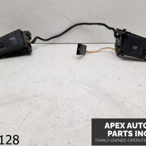 OEM 2008 Audi Q7 3.6L steering wheel multi function control switch buttons