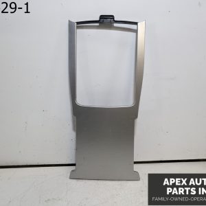 OEM 2008 GMC Acadia 3.6L Center Console Trim  Cover Panel Garnish Bezel 25889280