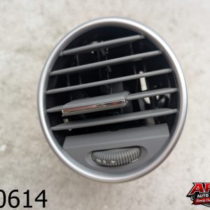 OEM 2008 Mercedes ML350 3.5L Front AC Heater Center Dash Air Vent Adjuster