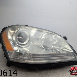 OEM 2008 Mercedes ML350 3.5L Halogen Right Passenger Headlight