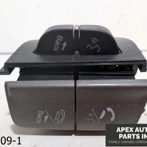 OEM 2009-2011 Honda Pilot LX 3.5L steering wheel audio control switch