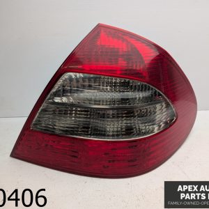 OEM 2009 Mercedes E320 3.0L Rear Right Passenger Side Tail Light Lamp