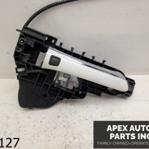 OEM 2009 Mercedes ML350 3.5L Front Right Passenger Side Exterior Door Handle