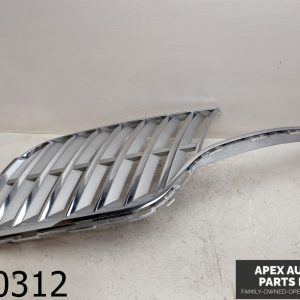 OEM 2010 Lincoln MKT 3.5L Left Driver Side FRONT Grille Grill