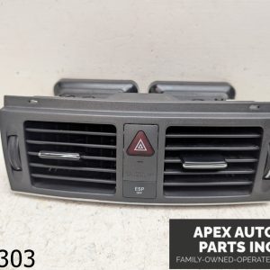 OEM 2010 Mercedes C300 3.0L FRONT CENTER DASHBOARD AC VENT GRILLE