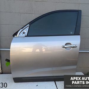 OEM 2011-2015 Kia Sorento 2.4L FRONT DOOR Left
