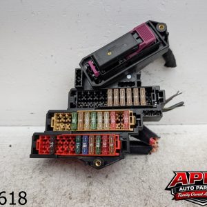 OEM 2011 Audi Q7 3.0L FRONT LEFT UNDER DASH FUSE RELAY BOX MODULE