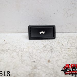 OEM 2011 Audi Q7 3.0L TRUNK RELEASE SWITCH