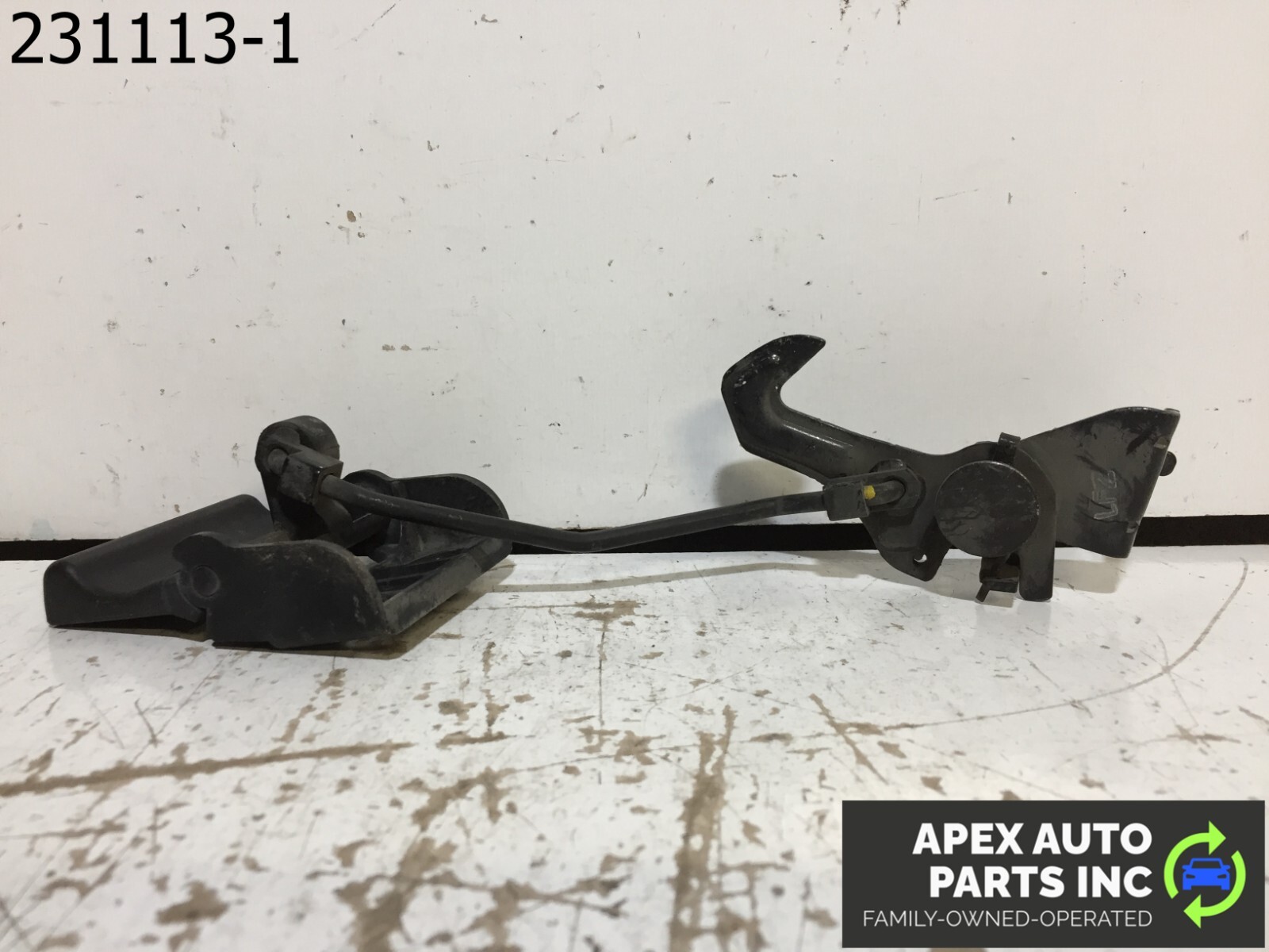 OEM 2011 Kia Sedona HOOD BONNET SAFETY CATCH LATCH LOCK W/ RELEASE CABLE