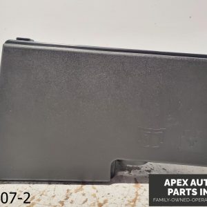 OEM 2013-2019 Ford Escape 1.6L Engine Bay Fuse Box Relay Box Assembly