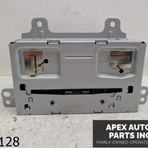 OEM 2013 GMC Terrain 2.4L Am Fm Cd Player Radio Receiver