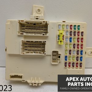 OEM 2013 Hyundai Sonata 2.4L Fuse Box