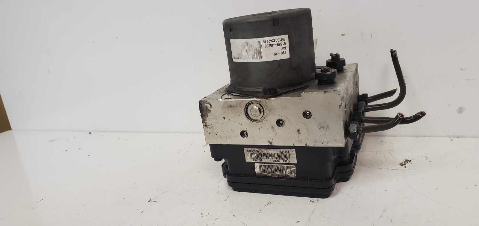 OEM 2014 - 2016 Kia Forte Abs Anti Lock Brake Pump Control Module 6158945200 - Image 7