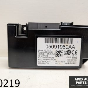 OEM 2014 Chrysler Town & Country Bluetooth Communication Computer Module Control