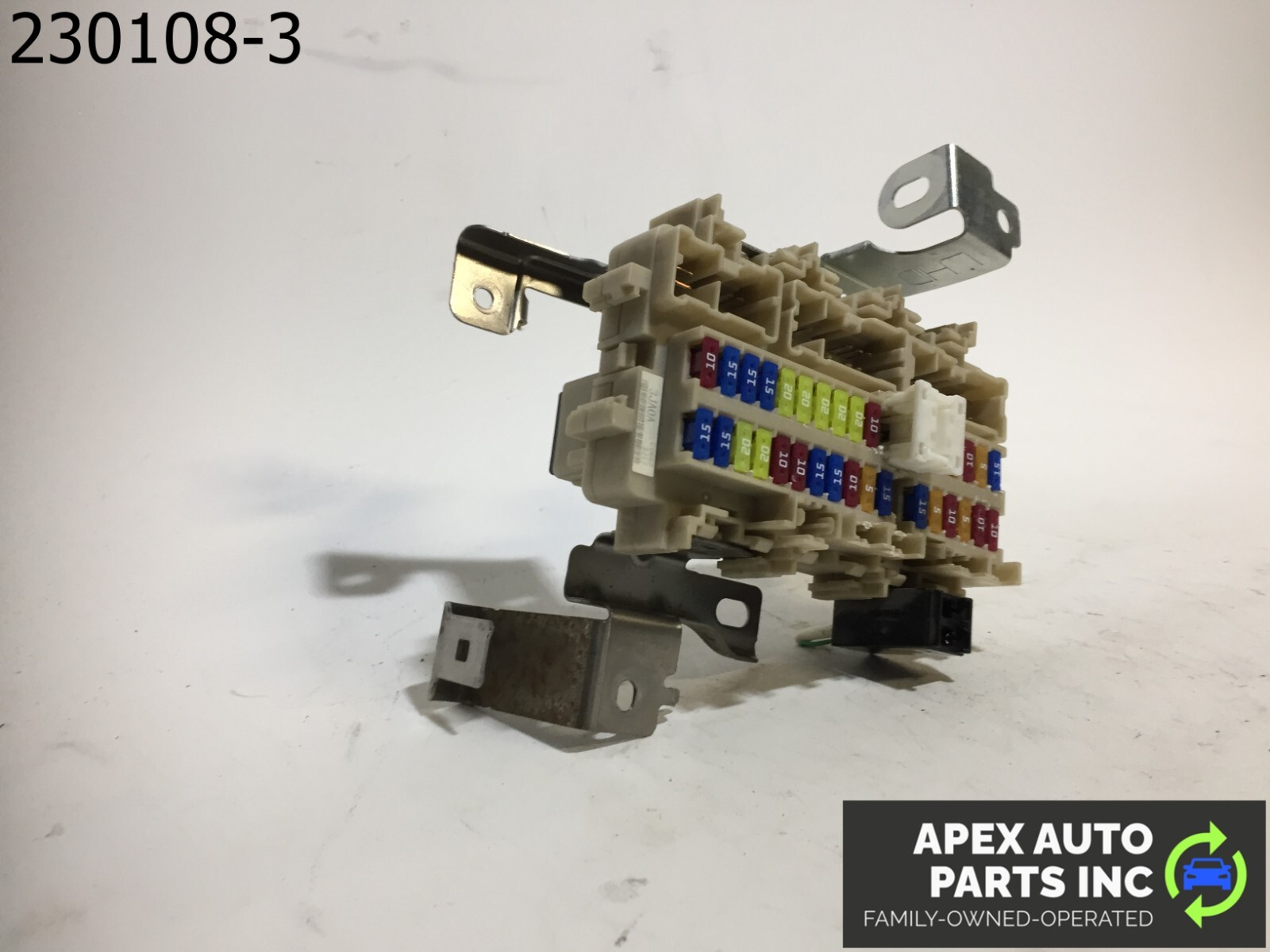 OEM 2014 Infiniti QX60 Left Front Dash Fuse Box - Image 6