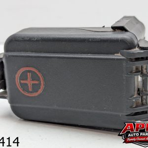 OEM 2014 Kia Sorento 2.4L  BATTERY POSITIVE TERMINAL CAP COVER