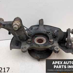 OEM 2015 Toyota RAV4 2.5L   Front Right Spindle Knuckle