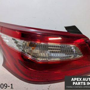 OEM 2016-2018 Nissan Altima 2.5L Driver Left Side Tail Light Taillight