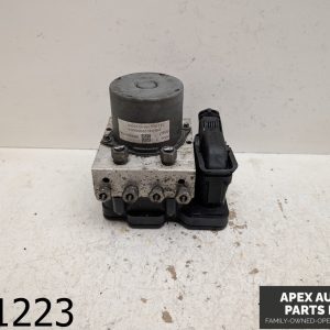 OEM 2017 Chevrolet Cruze 1.4L ABS Brake Pump Module