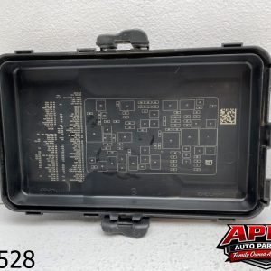 OEM 2020 Chevrolet Malibu 2.0L ENGINE FUSE BOX RELAY MODULE COVER LID