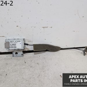 OEM 2020 Nissan Altima 2.5L RADIO RECEIVER ANTENNA AMPLIFIER MODULE UNIT