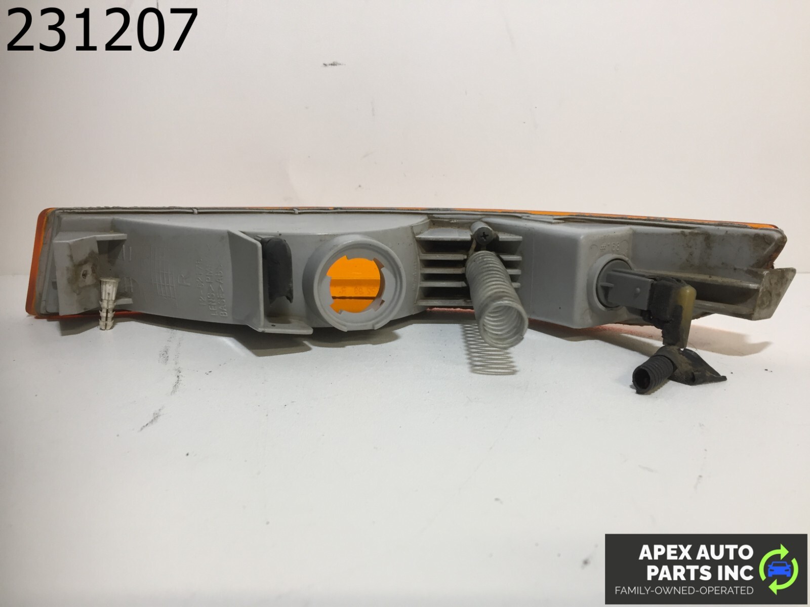 OEM ACURA CL 1999 front passenger bumper turn signal light R 045-4952 - Image 5