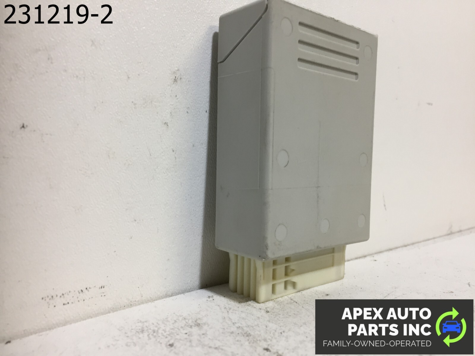 OEM BMW 328i 2009 Tire Pressure Monitor Tpms Module *Match Id 678527901* - Image 6