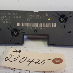 OEM BMW X5 E70 Rear Side Diversity Antenna Amplifier FM AM ZB Radio Signal Amp