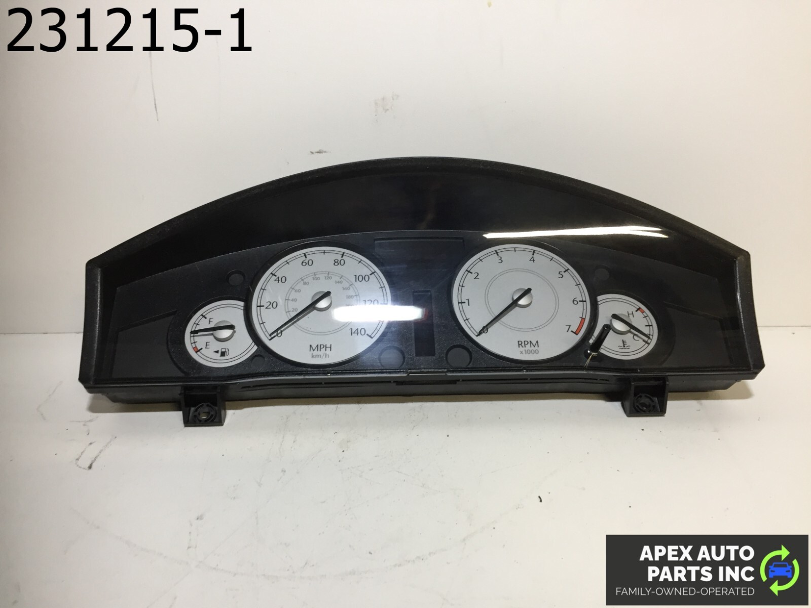 OEM Chrysler 300 2006 Speedometer Gauge Cluster p56044940af