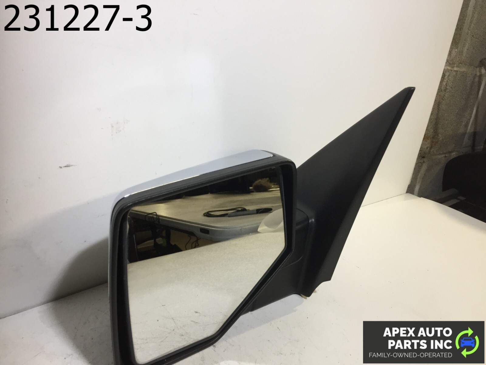 OEM Ford Expedition 2009 Left Driver Side Mirror - Image 3