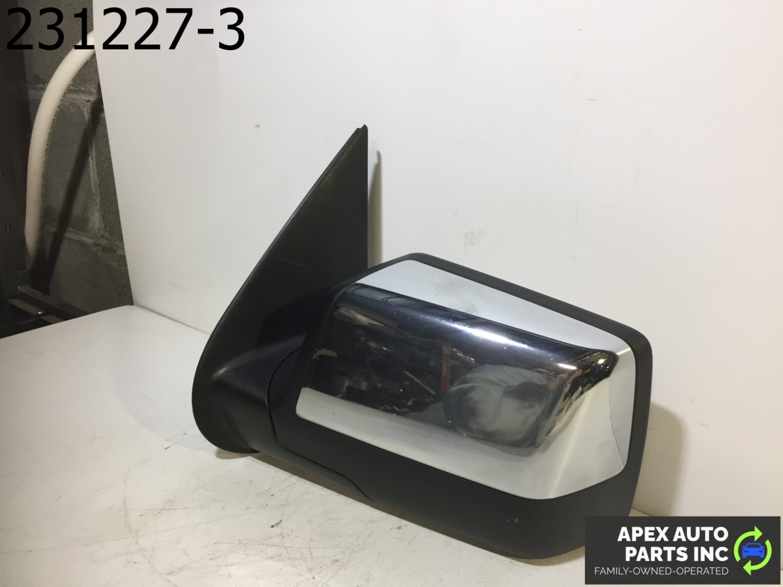 OEM Ford Expedition 2009 Left Driver Side Mirror - Image 7