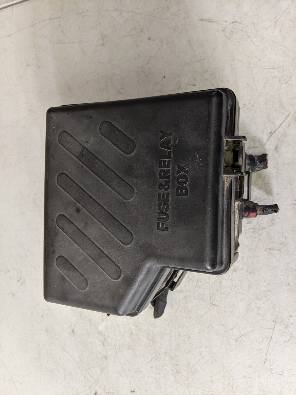 OEM Fuse Box Engine Compartment Fits 2010 2011 2012 SANTA FE 1544259