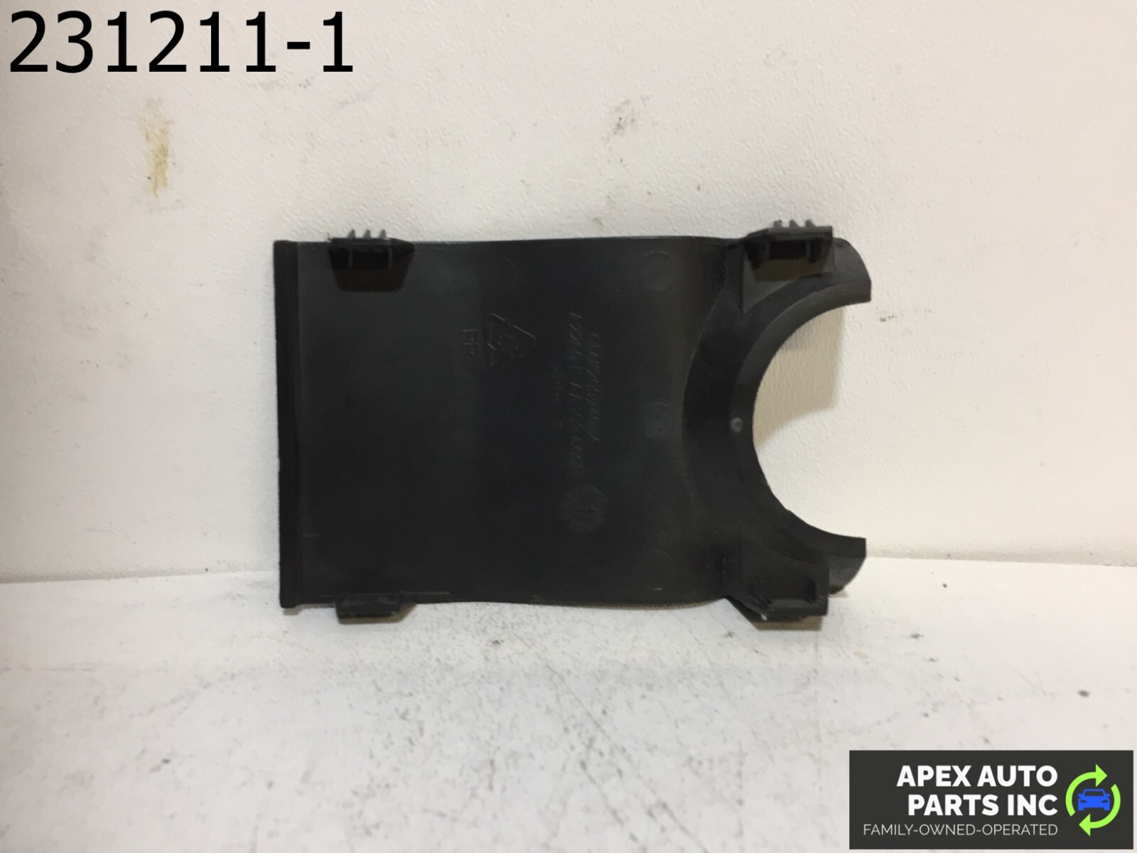 OEM GMC Terrain 2014 Windshield Sensor Mount Bracket Cover 20924034 - Image 5